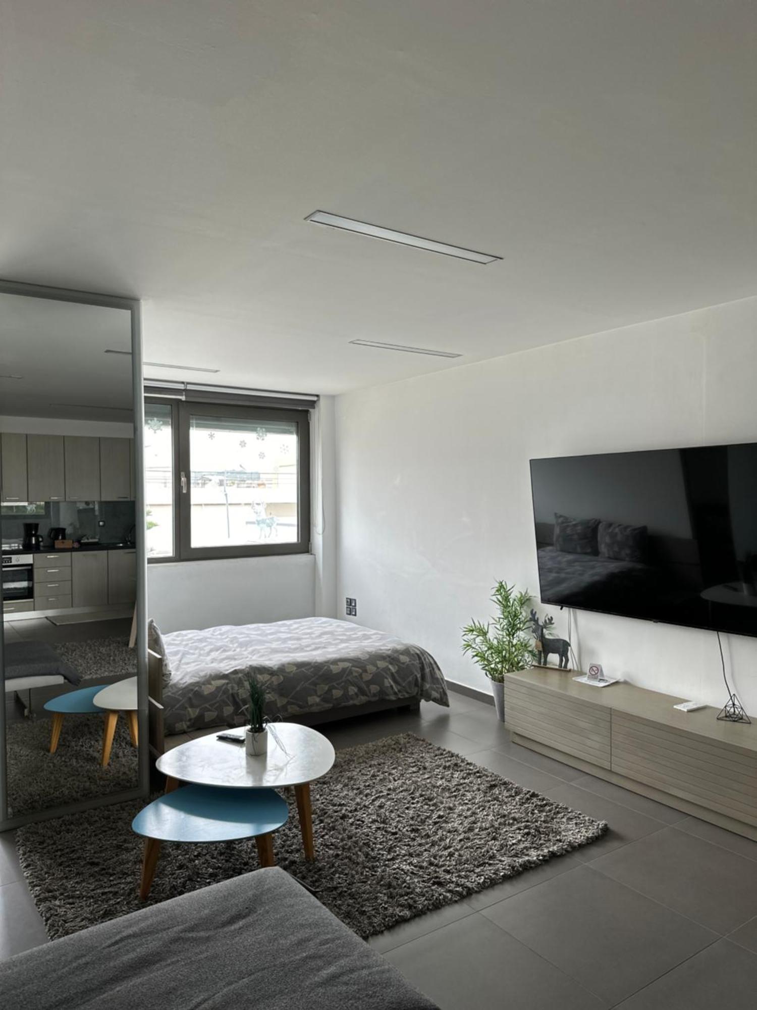 Hitech Appartment Amaliada Buitenkant foto